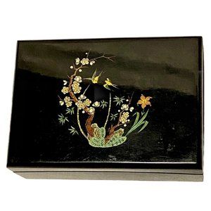 Vintage Ming 1940s Small 4.5x3.5 Inch Wood And Lucite Trinket Jewelry Box